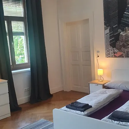 Grosses Haus Mit 3 Innenstadt Apartment Ravensburg
