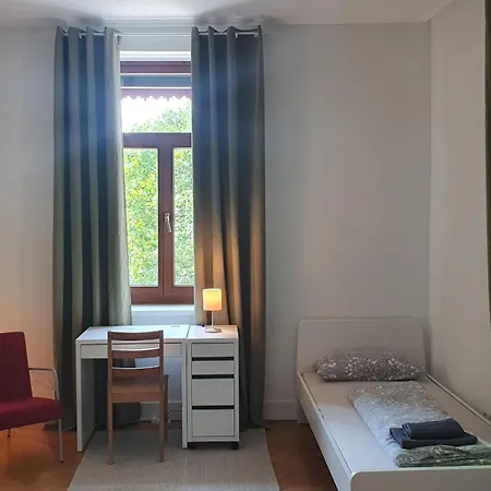 Grosses Haus Mit 3 Innenstadt Apartment *