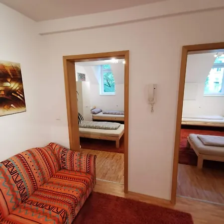 Grosses Haus Mit 3 Innenstadt Apartment *