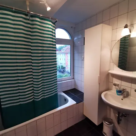 Apartment Grosses Haus Mit 3 Innenstadt