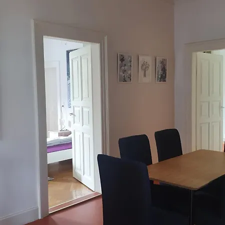 Grosses Haus Mit 3 Innenstadt Apartment Ravensburg